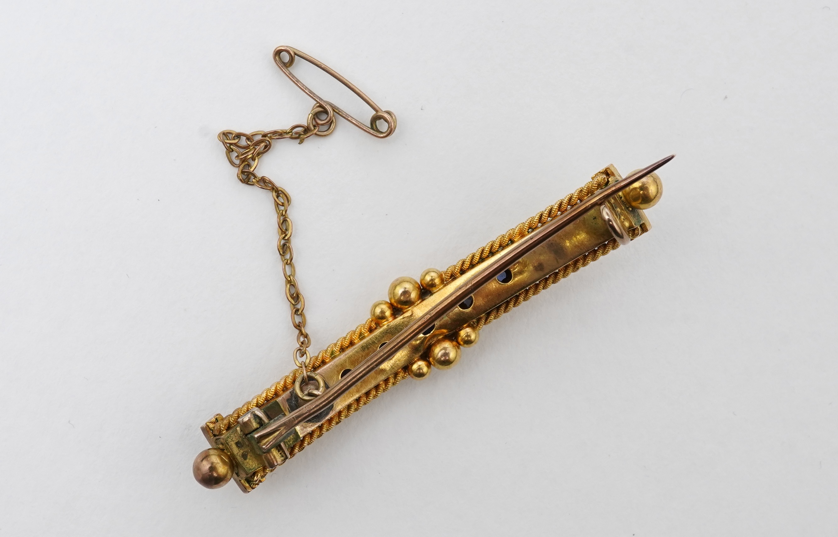 A Victorian sapphire and diamond brooch, late 19th century